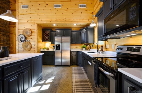 Hochatown Cabin | Luxury Cabin Hot Tub Romantic Broken Bow Hochatown