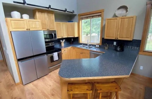 Cle Elum House | Luxury Cabin in Recreation Paradise! Close to everything: Nature, Food, Suncadia