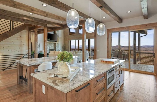 Ridgeline Vistas Cabin | Luxury Cabin - Mountain Views, Pool Table, Hot Tub