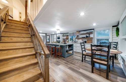 Fairfield Cabin | Luxury Cabin on 9.5acres, ready for your gatherings and retreats!