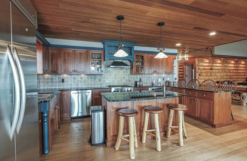 Mays Landing House | Luxury Cabin on the River!