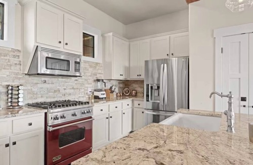 Jonestown House | Luxury Cabin style home on Lake Travis' Northshore