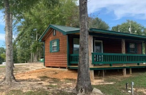 Perkinston Cabin | Luxury Cabin