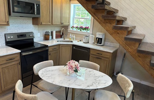 Bass Harbor House | Luxury cabin vc home