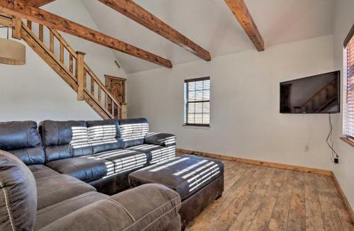 Garland House | Luxury Cabin w/Pond, Working Ranch Near Nevada