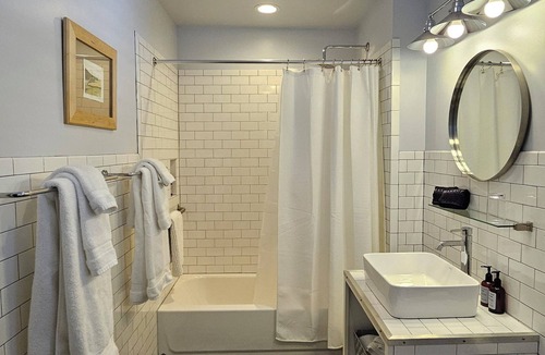 Livingston Manor Resort | Luxury Cabin with Waterfront View