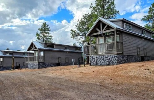 Williams Cabin | Luxury Cabin with Forest View 6B