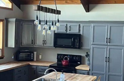 Town of Webb House | Luxury Cabin with Indoor Heated SaltWater Pool!