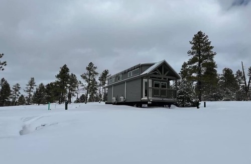 Williams Cabin | Luxury Cabin with Mountain View 4A