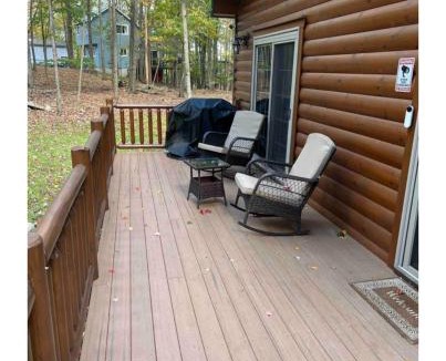 Wallenpaupauk Lake Estates Ski Chalet | Luxury Cabin with Outdoor HotTub-NEW Construction