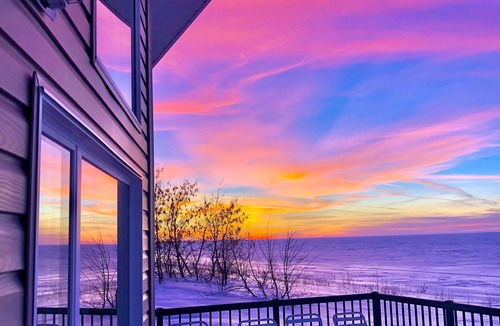 Saint Ambroise Cabin | Luxury Cabin with Private Beach. Right on the water!