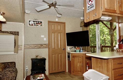Ellijay Resort | Luxury camping in Coosawatee River Resort