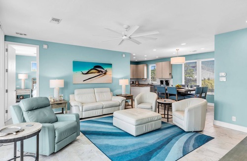 Marathon House | Luxury Canal Home | 70’ Dock, Heated Pool, Viking Kitchen & Ocean Access