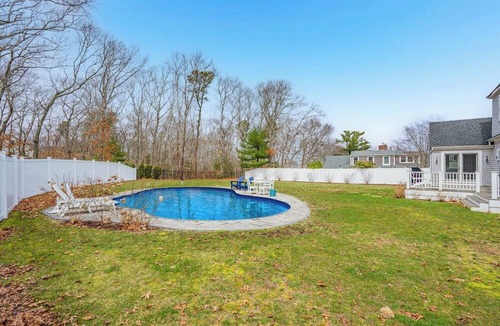 East Sandwich House | Luxury Cape Cod Summer Rental with Pool RPMS180