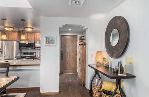 Carefree House | Luxury Carefree Estancia Large Suite - Golf, views & fine dining. TSMC vicinity.