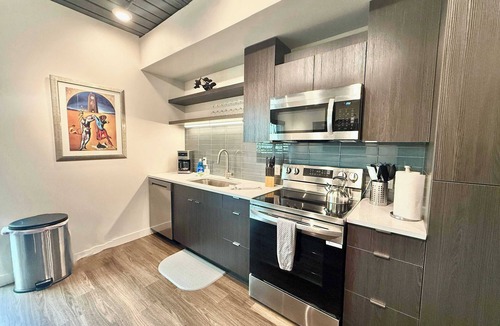 Rio Grande Condo | Luxury Central City Escape
