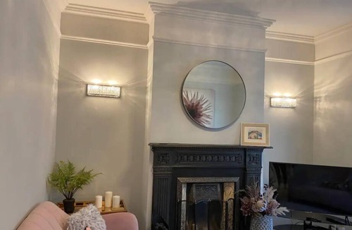 Hale House | Luxury Central Hale living