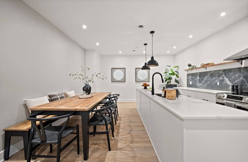 Old Montreal Apartment | Luxury Central Old Port MTL Apt - Notre-Dame
