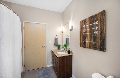Grand Forks Apartment | Luxury Centrally Located Apartment
