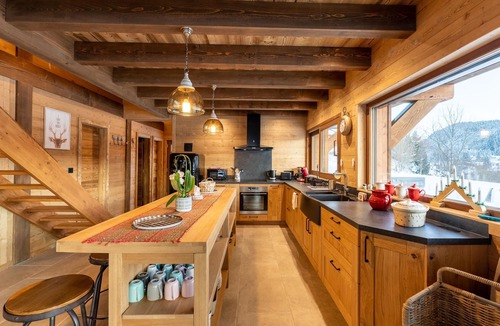 Xonrupt-Longemer Ski Chalet | Luxury chalet LE CARIBOU, near Gérardmer, exceptional view, jacuzzi.