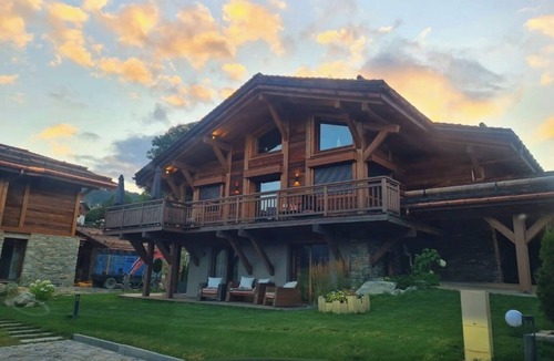 Combloux Ski Chalet | Luxury chalet with Mont Blanc views.