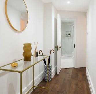 Redcliffe Apartment | Luxury Chelsea Apartment