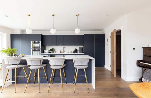 Chichester House | Luxury Chichester Home for 12