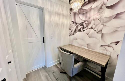Gainesville House | Luxury City Loft in Gainesville D