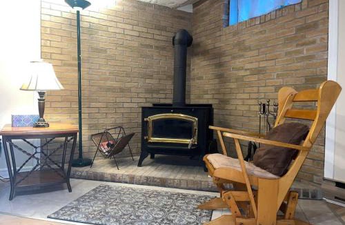 Brossard House | Luxury comforts getaway home
