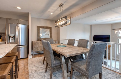 Bear Hollow Village House | Luxury Community Amenities, Prime Location, Hot Tub + BBQ! Free Shuttle