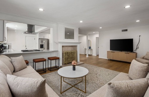 Warner Center House | Luxury, Completely Remodeled Home W/Pool - 4BR/3bath