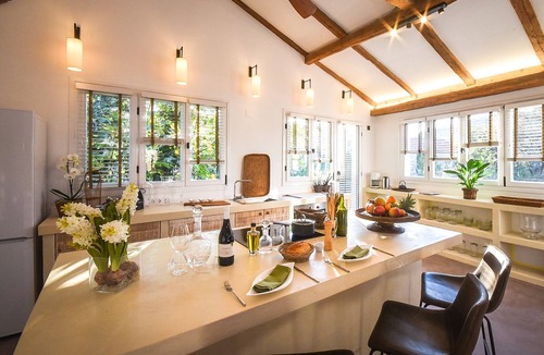 Vrisnik House | Luxury completely renovated stone house, swimming pool, 240m2 living space