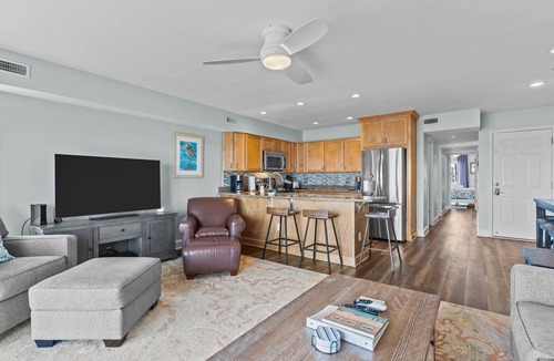 North Carolina Coast Condo | Luxury Condo- Contemporary Oceanfront-Complete Remodel Keyless Checkin-RR Host