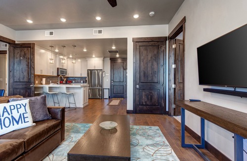 Park City Condo | Luxury Condo in Central Location, Free Shuttle, Chef