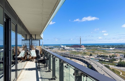 Downtown Toronto Apartment | Luxury condo in Downtown Toronto