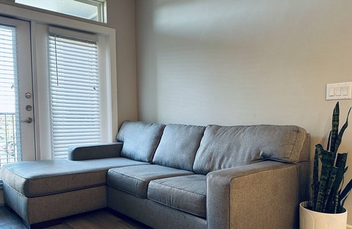 Addicks Apartment | Luxury Condo In Greenhouse