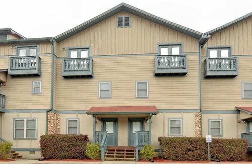 Helen Condo | Luxury Condo In Town