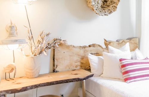 Mount Adams Condo | Luxury condo in vacation town of Mt Adams. Feels like your living in Europe!