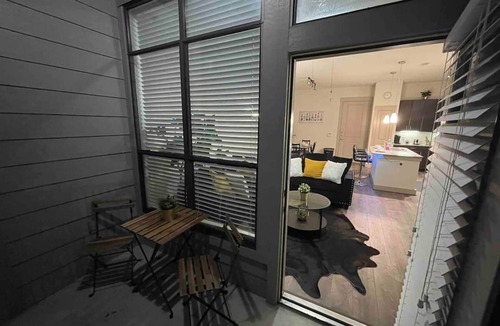 Houston Condo | luxury condo near the galleria