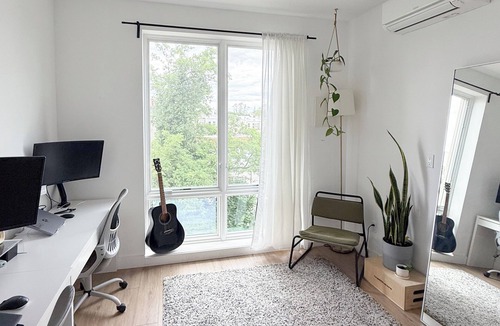 Bushwick Apartment | Luxury Condo Over Looking Manhattan