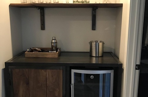 Park City House | Luxury Condo Park City- Private Hot Tub, Near Ski Resorts, bike trails, & golf.