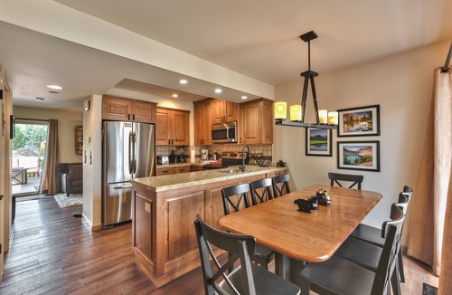 Park Meadows Condo | Luxury Condo, Private Hot Tub & Year-Round Recreation at Park City Racquet Club