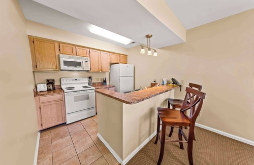 Fairfield Harbour Condo | Luxury Condo with Golf Course Views, Pools & Resort Access!
