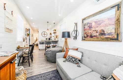 Waco House | Luxury Container Home | Pickleball | Rooftop Patio