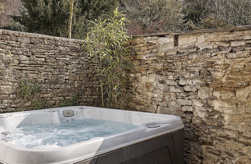 Castle Combe House | Luxury Cotswolds home, Castle Combe (optional Hot Tub)