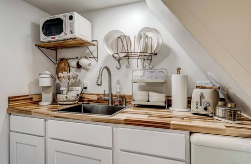 Stillwater House | Luxury Cottage Getawaynn