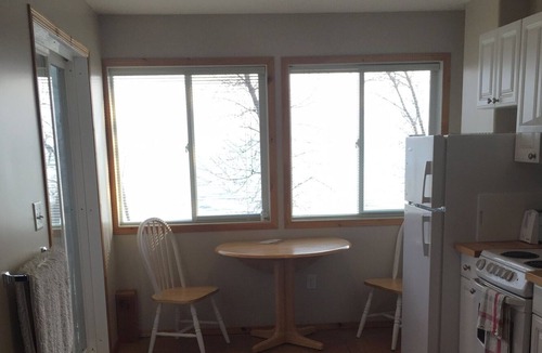 Saint Ambroise Apartment | Luxury Cottage Suite overlooking Lake Manitoba
