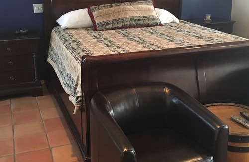 Saint Ambroise Apartment | Luxury Cottage Suite overlooking Lake Manitoba