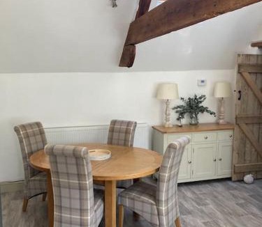 Southam House | Luxury cottage with Hot Tub