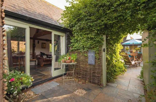 Charney Bassett House | Luxury countryside getaway in 2 bed barn conversion with walks